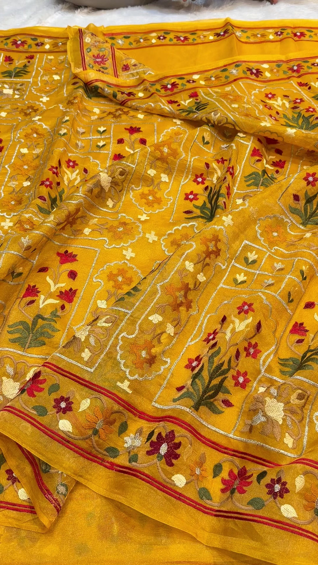 Diamond Gold Yellow Pure Handloom Double Tissue Jamdani Embroidery work Partywear Banarasi Saree