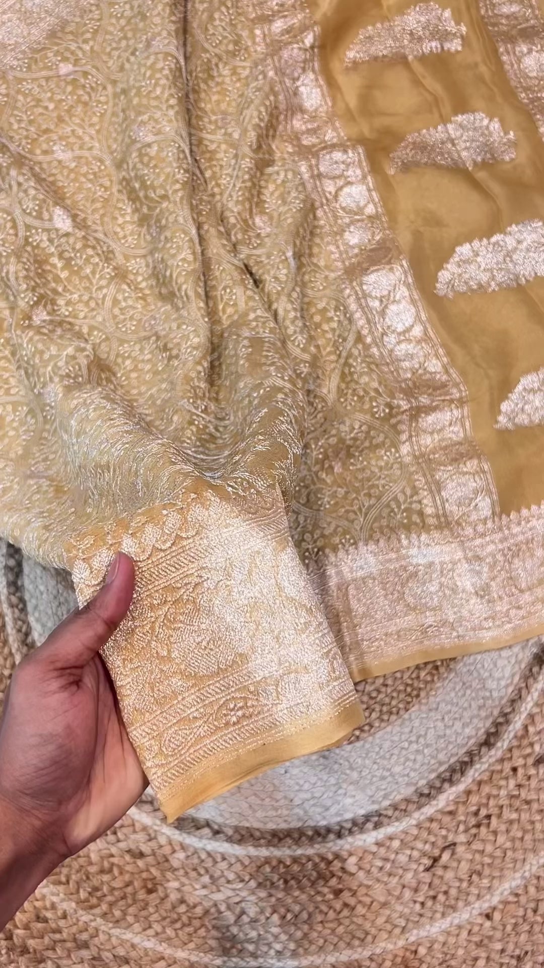 Tussar 100% Pure Khaddi Georgette Silver Zari ChikanKari Handloom Saree